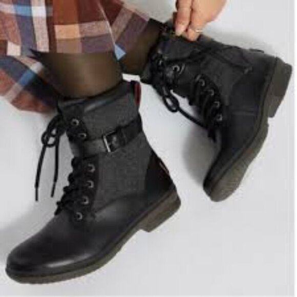 UGG Kesey Waterproof Boot Black Combat Moto Boots with Lace-Up Design Size 10 - Picture 1 of 10